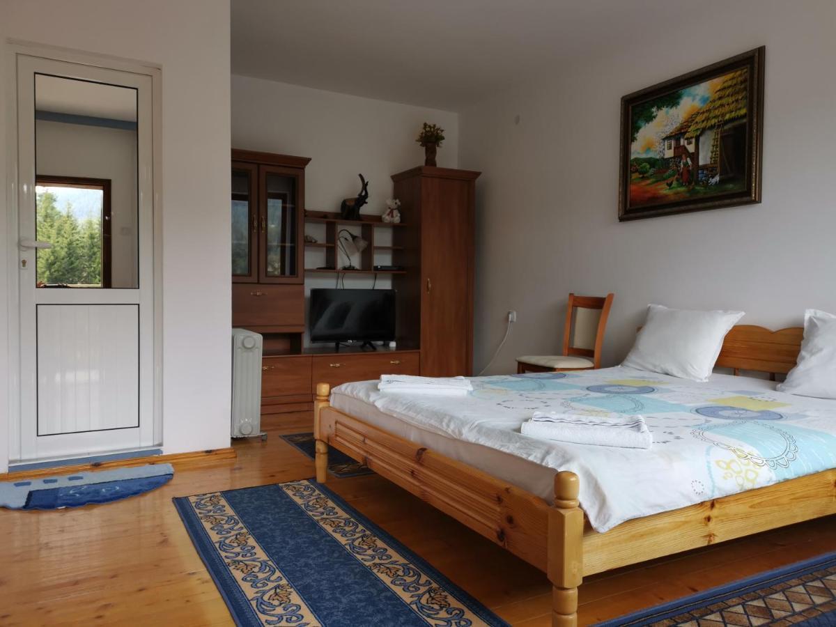 Guest House Milka Yagodina Esterno foto