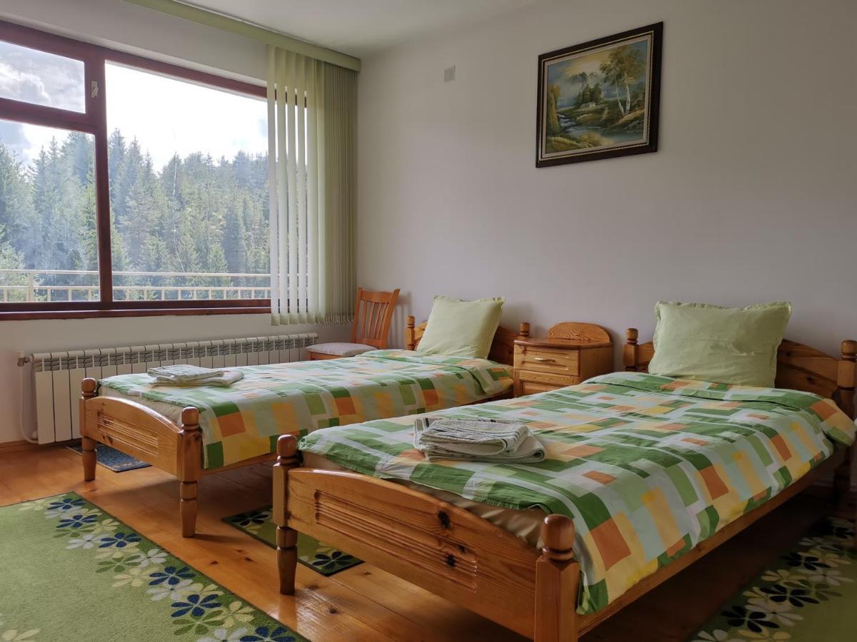 Guest House Milka Yagodina Esterno foto